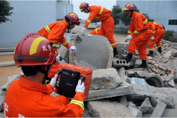 东田三防全加固笔记本在地震探测中的应用案例